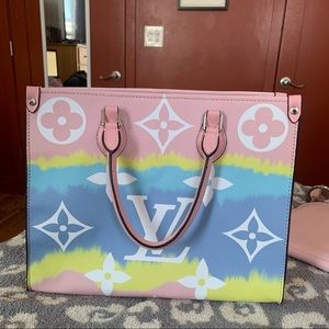 Louis V “On the Go” Colorful Tote, Lookalike